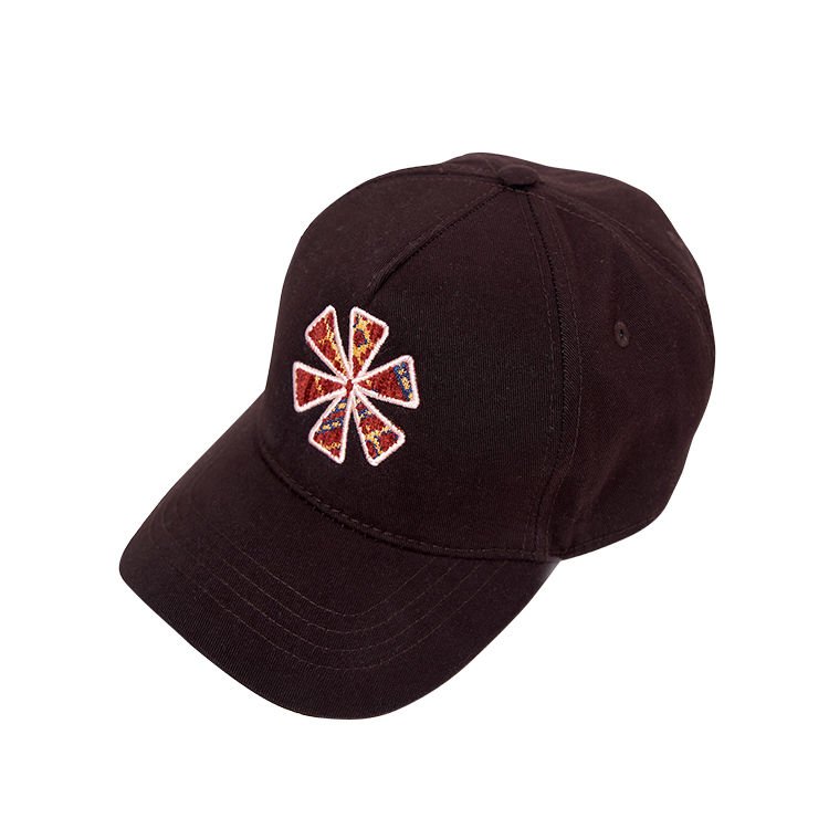 Asuman X Tapis Şapka